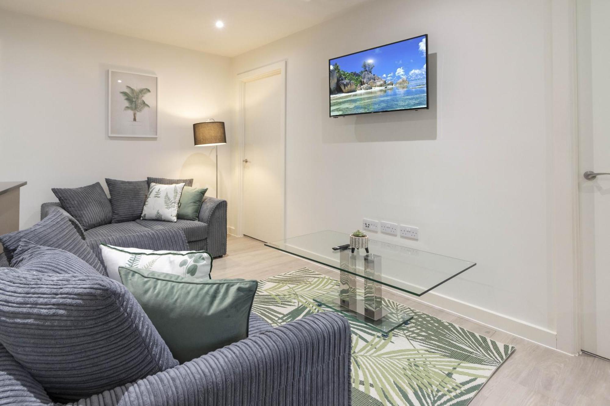 エクセターLinacre 11 - Modern 2 Bed Behind The Cathedral With Free Parking And Fast Wifiアパートメント エクステリア 写真